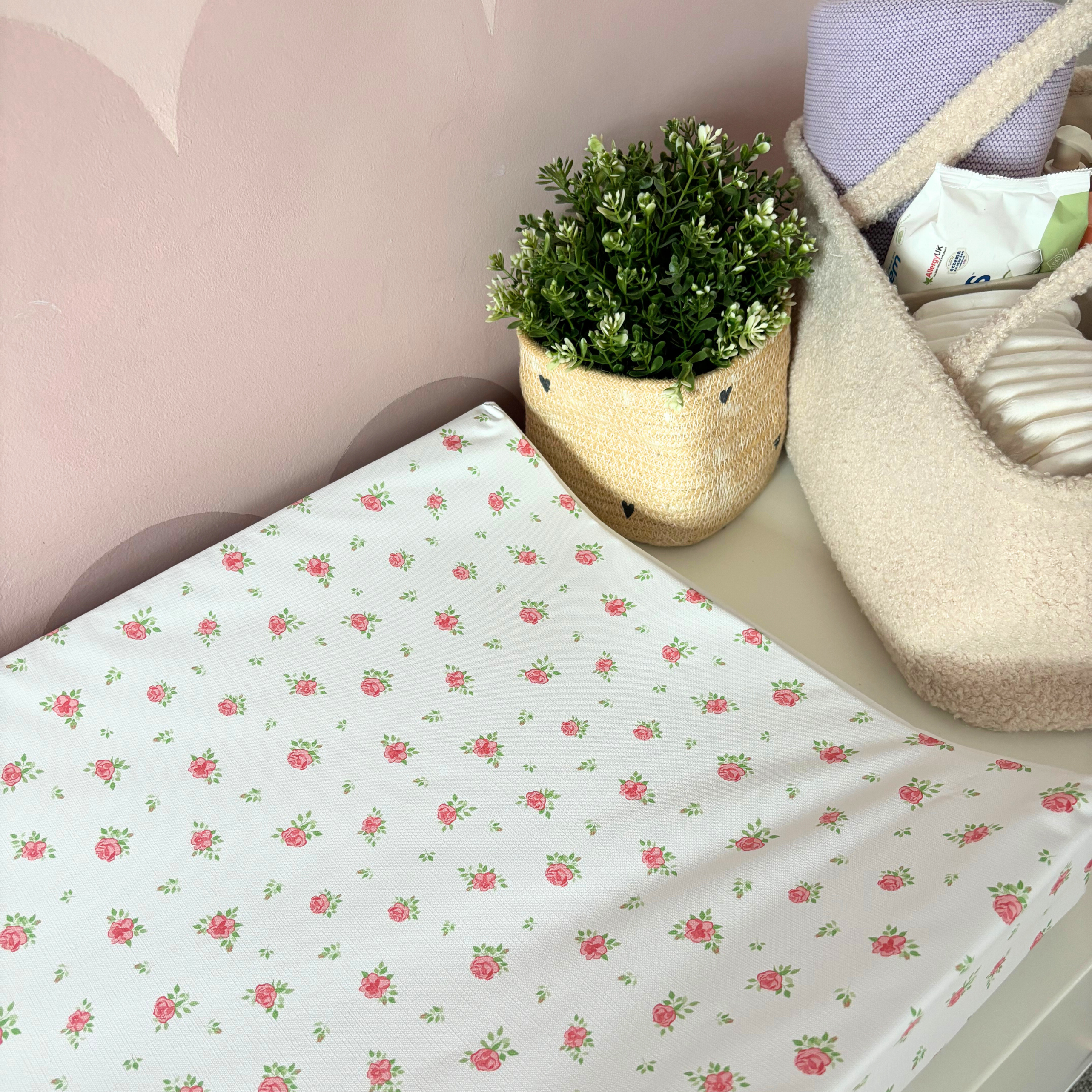 Anti Roll Changing Mat - Mini Roses