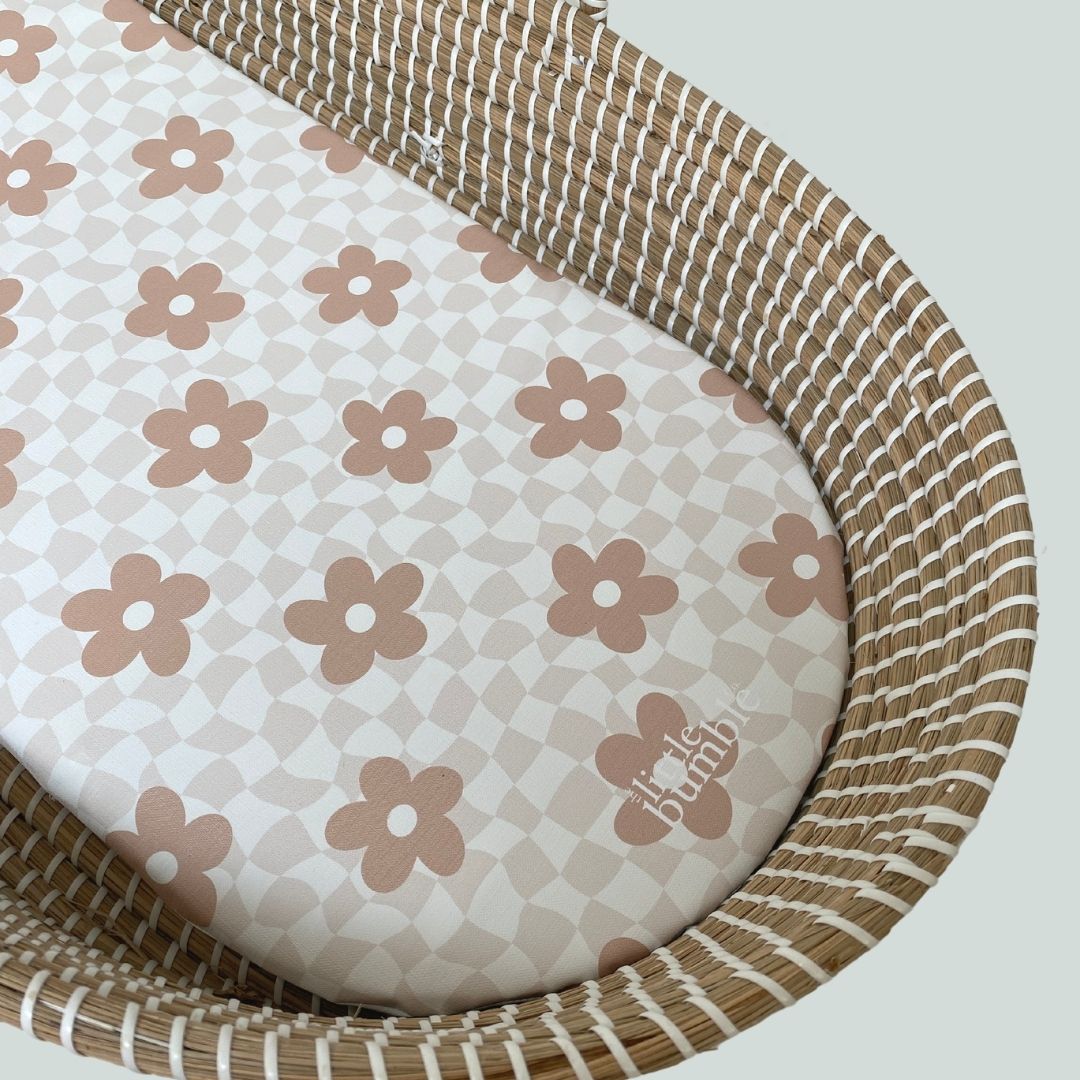 Changing Basket Mat Liner - Wavy Check Floral