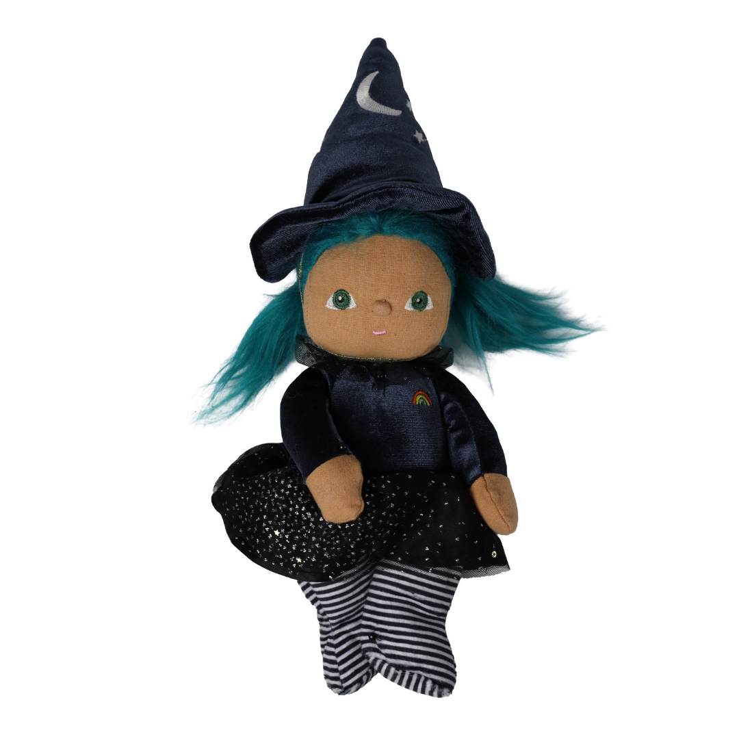 Dinky Dinkum Winnie Witch