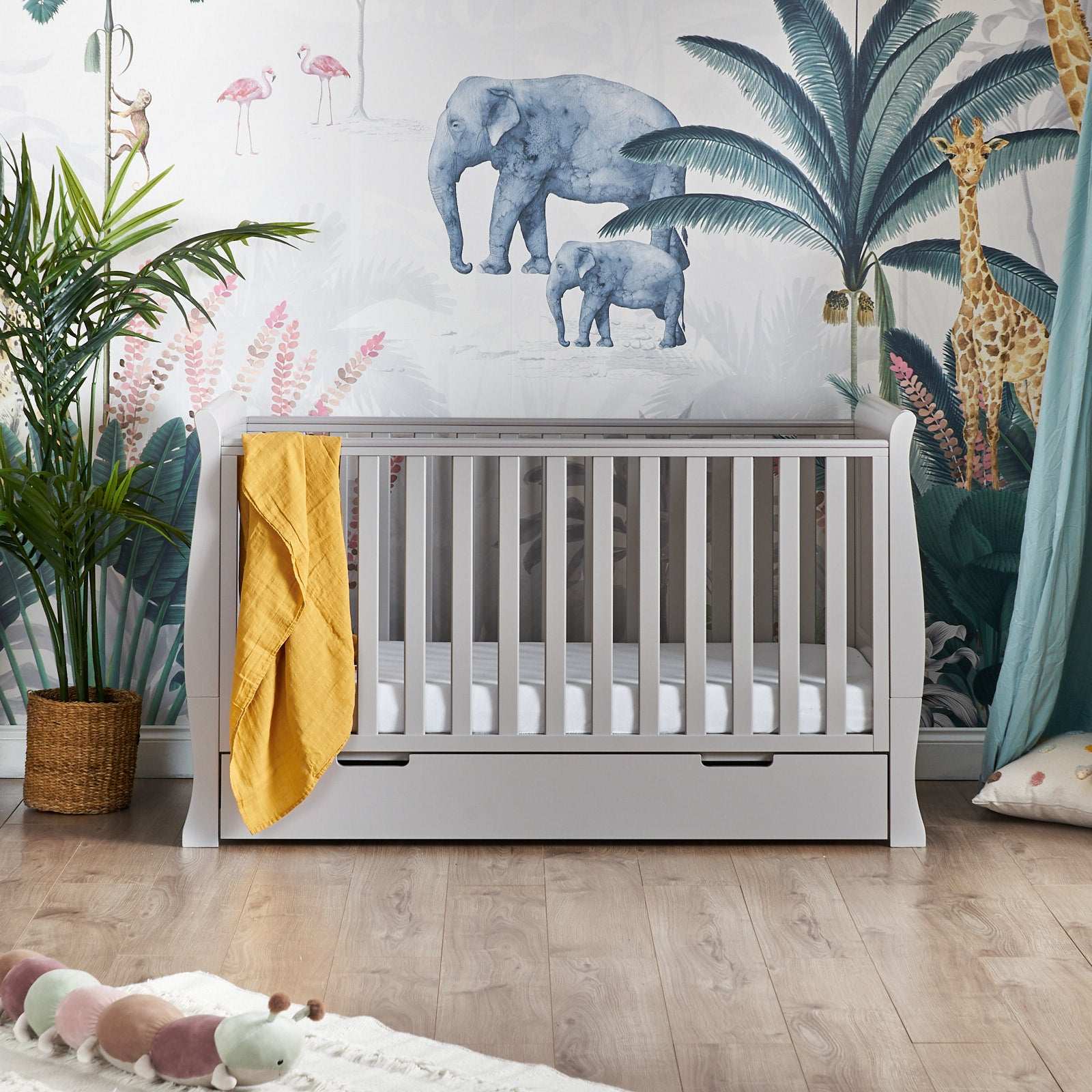 Stamford Classic Sleigh Cot Bed - Warm Grey